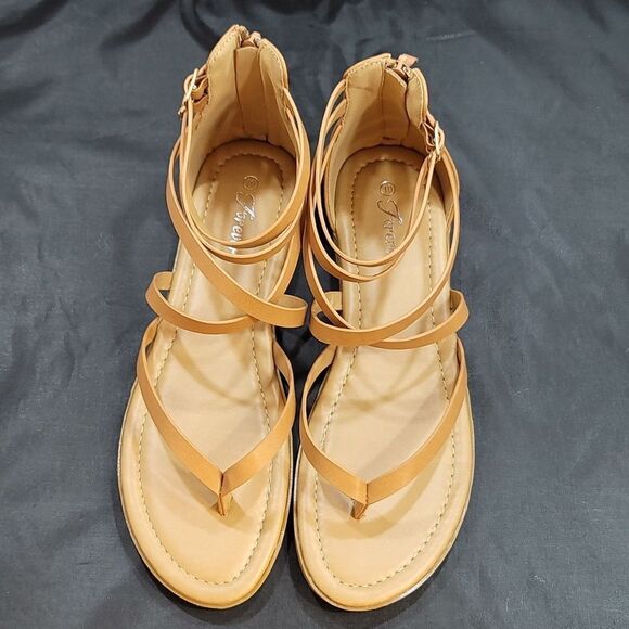 BRAND NEW FOREVER CHEERFUL-77 SOLID GLADIATOR FLAT BACK ZIPPER SANDAL - Picture 2 of 12